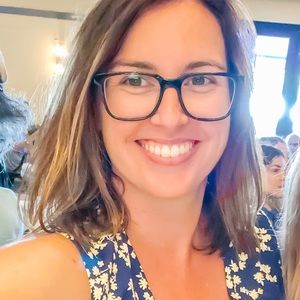 Meet your Posher, Abbey